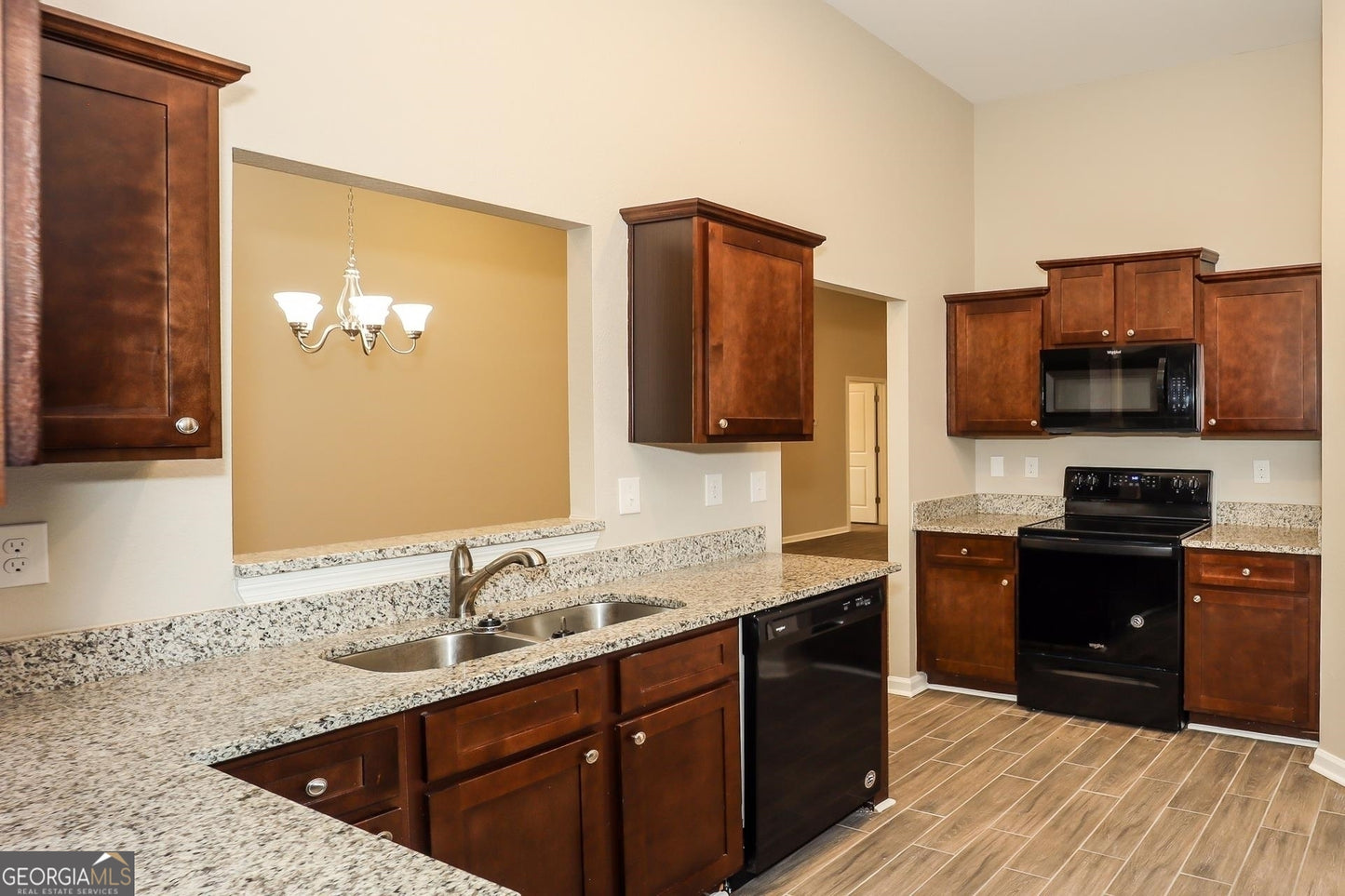 4 bedroom 2.5 bath house in Hampton
