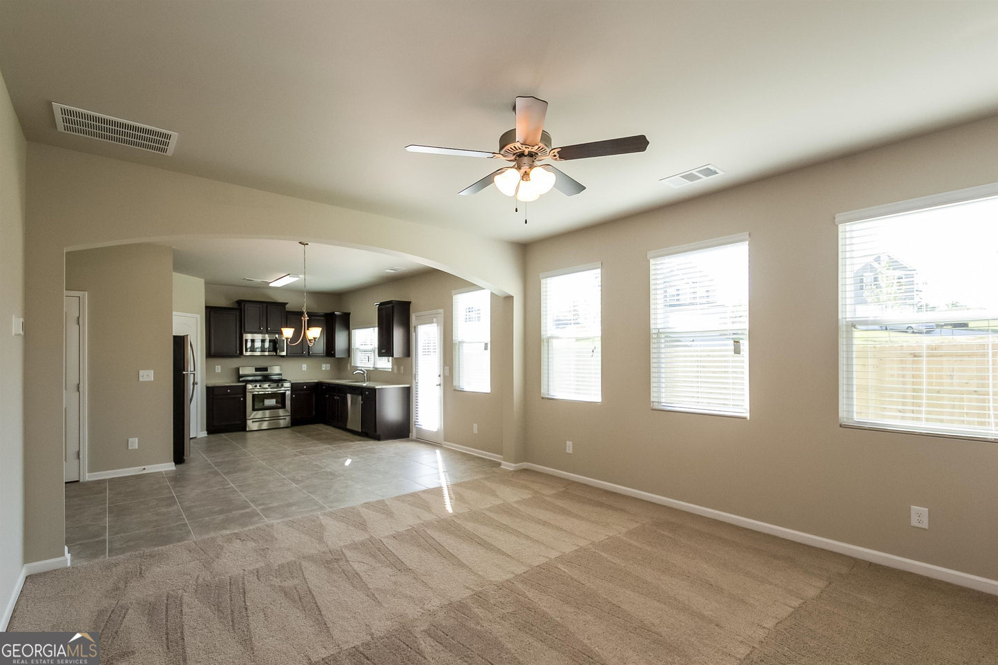 4 bedroom 2.5 bath house in Dallas