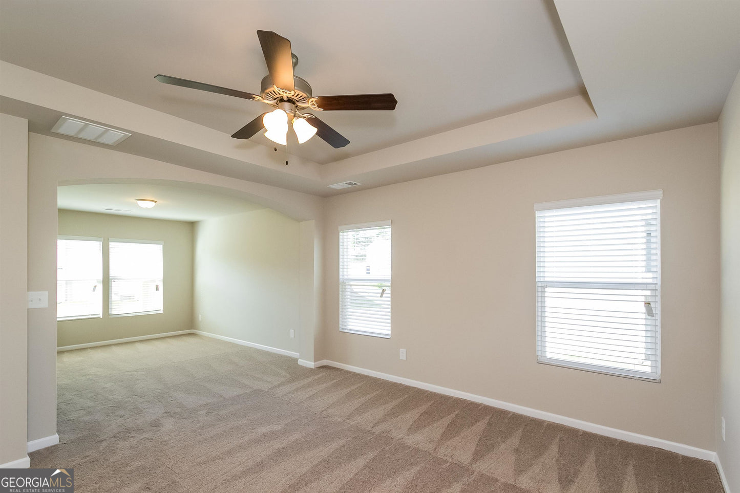 4 bedroom 2.5 bath house in Dallas