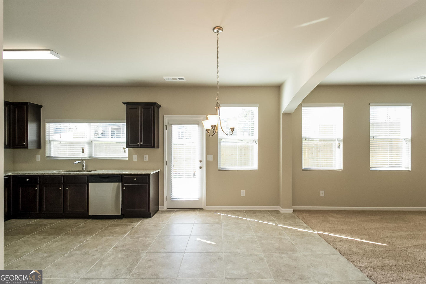 4 bedroom 2.5 bath house in Dallas
