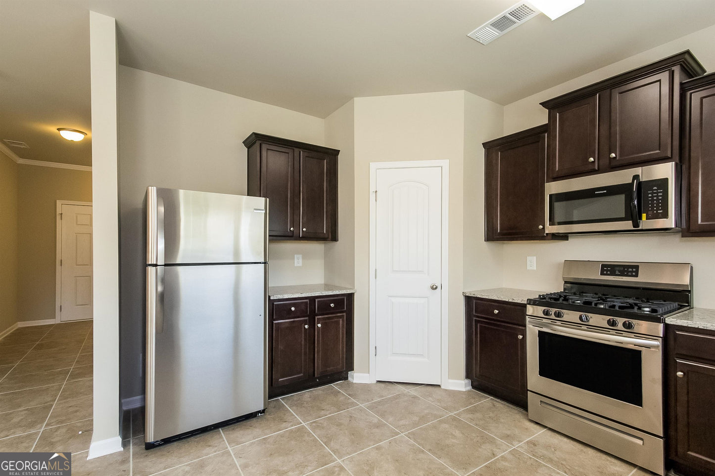 4 bedroom 2.5 bath house in Dallas