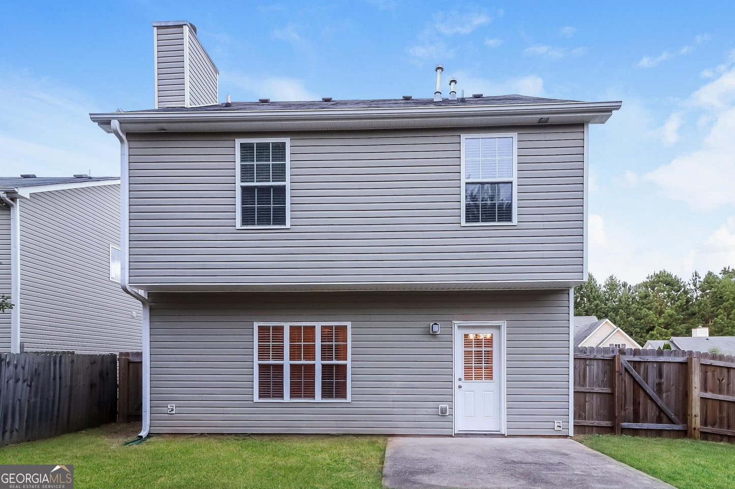 3 bedroom 2.5 bath house in Dallas