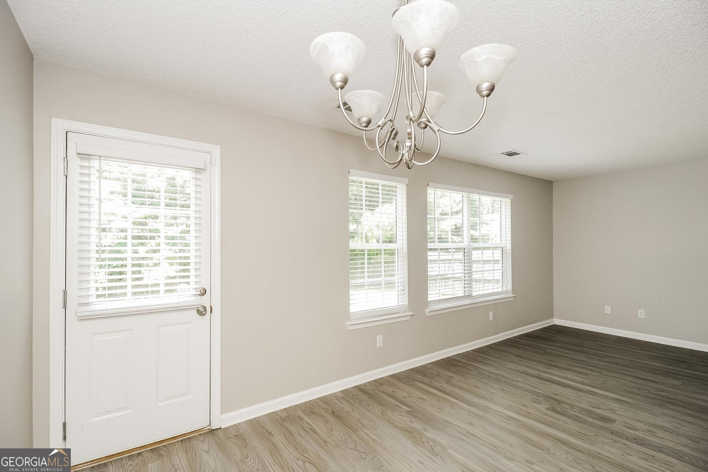 3 bedroom 2.5 bath house in South Fulton