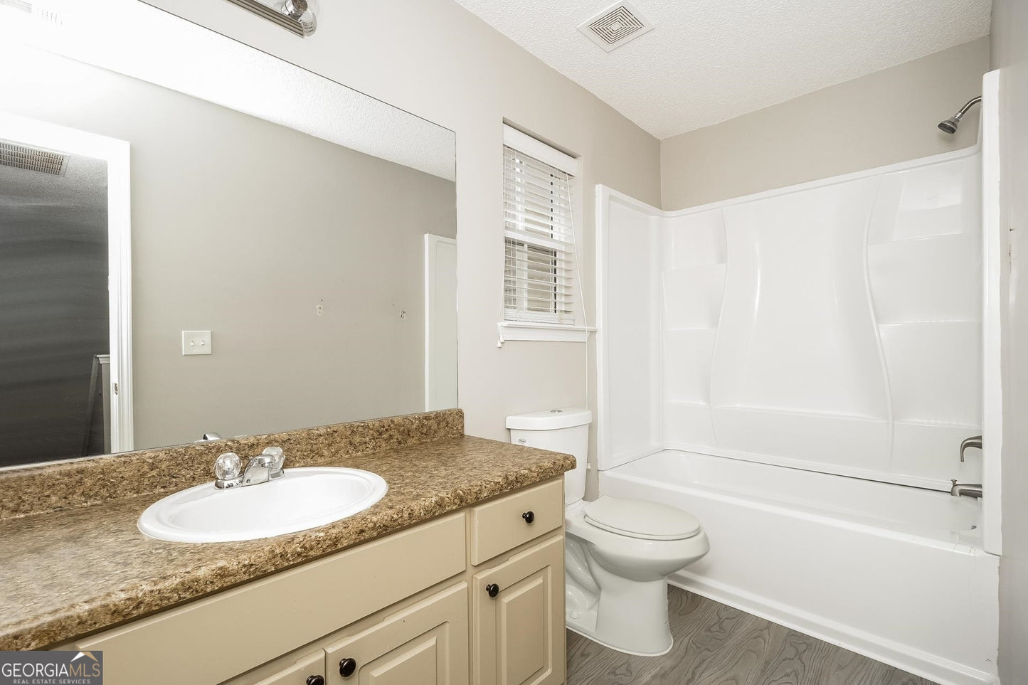 3 bedroom 2.5 bath house in South Fulton