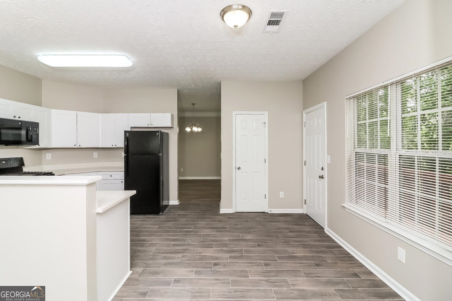 4 bedroom 2.5 bath house in Lithonia