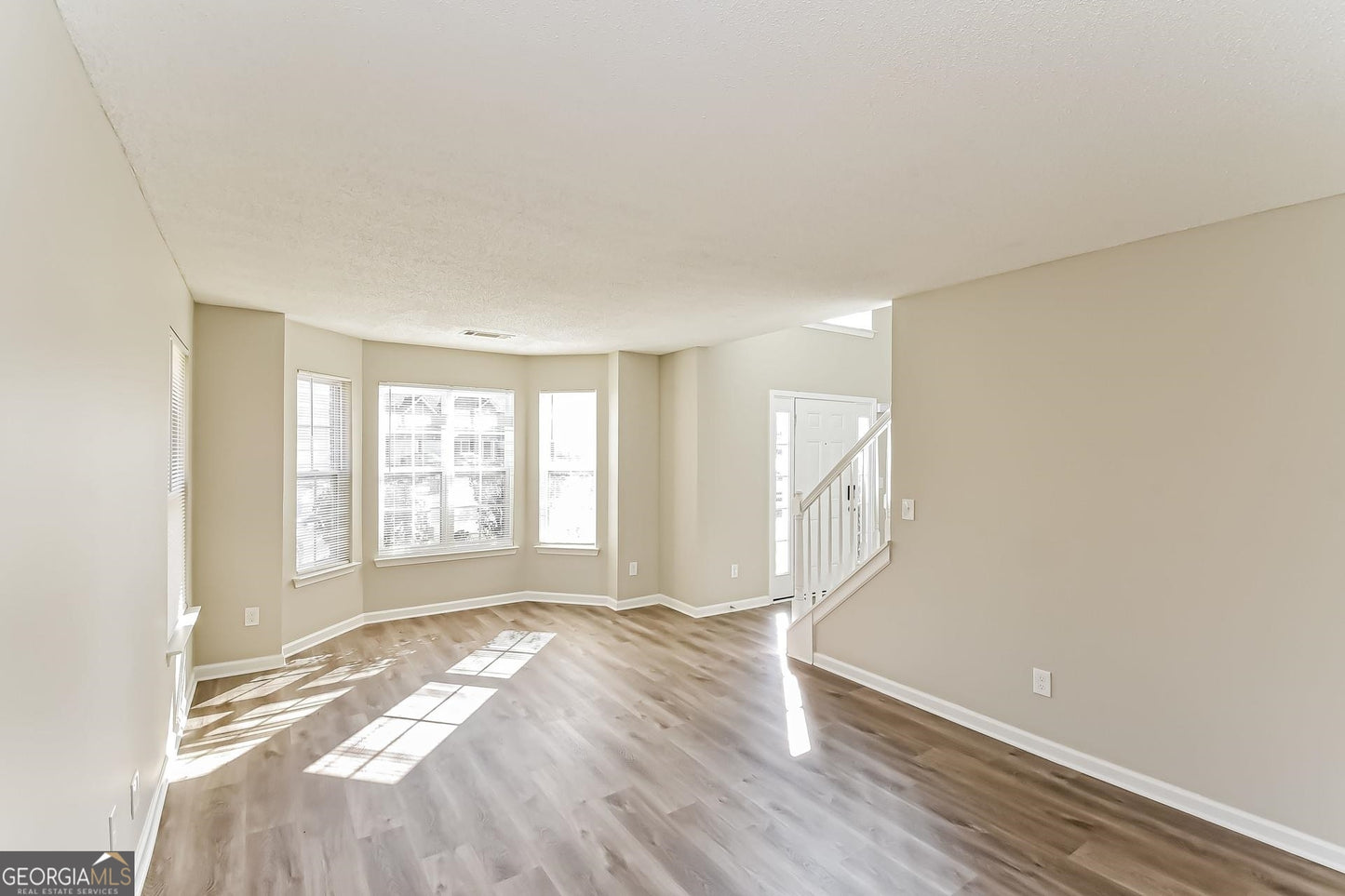 5 bedroom 3 bath house in South Fulton