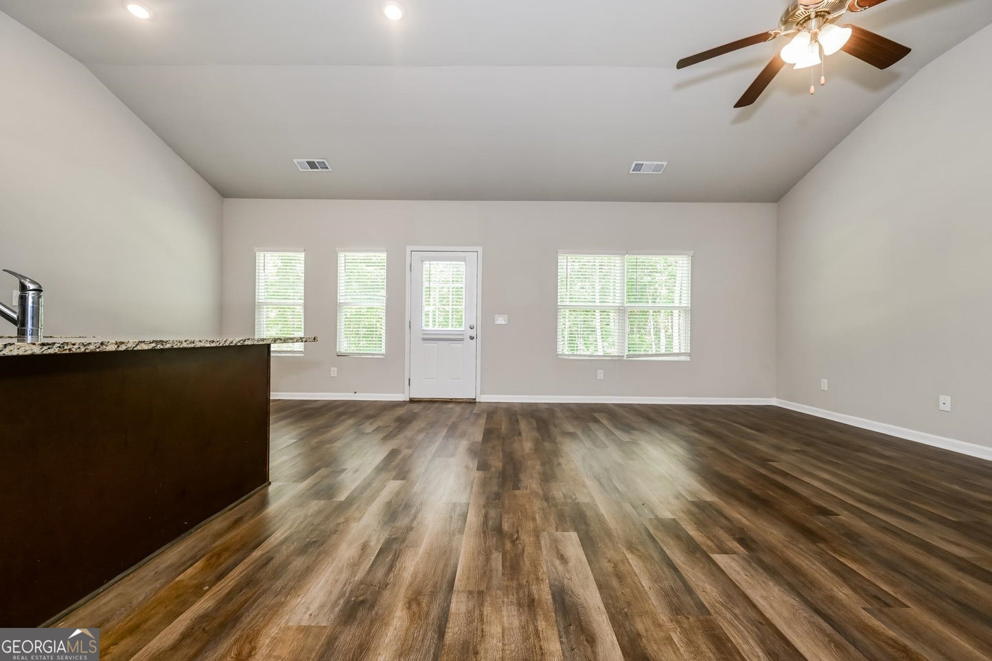4 bedroom 2 bath house in Covington