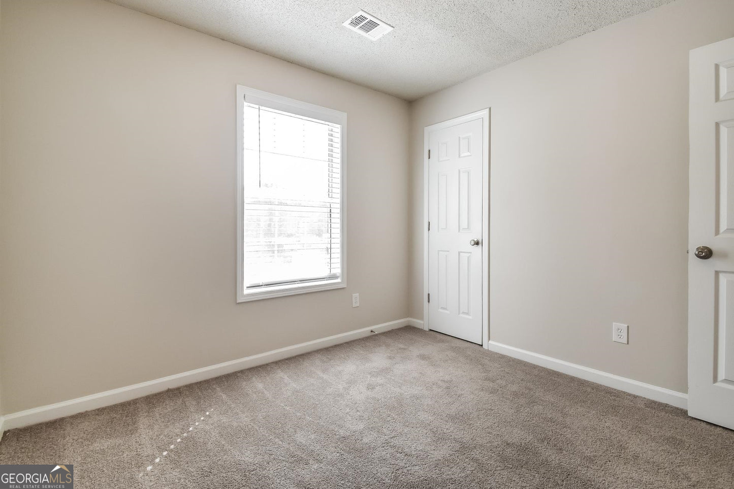 4 bedroom 2.5 bath house in South Fulton