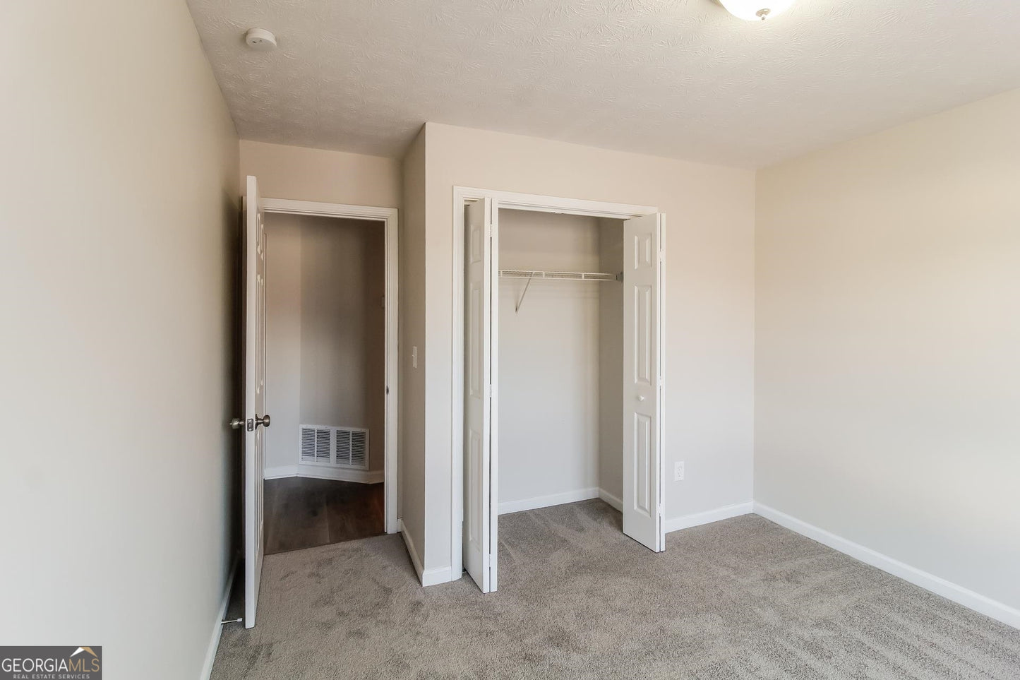 3 bedroom 2.5 bath house in Lawrenceville
