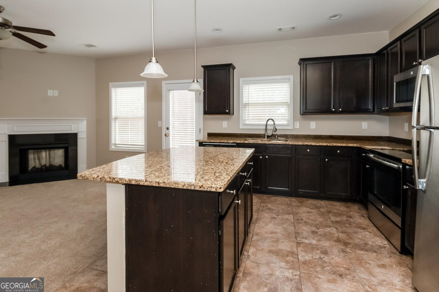 4 bedroom 2.5 bath house in South Fulton