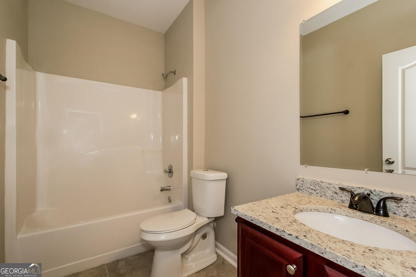 4 bedroom 2.5 bath house in Lithonia