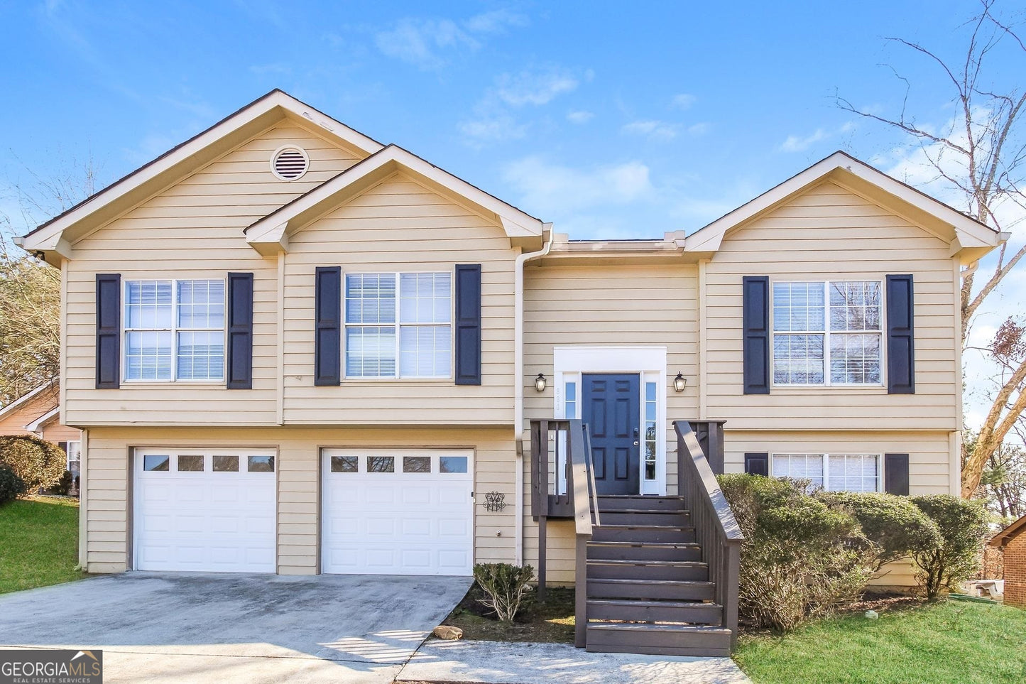 3 bedroom 2.5 bath house in Lawrenceville