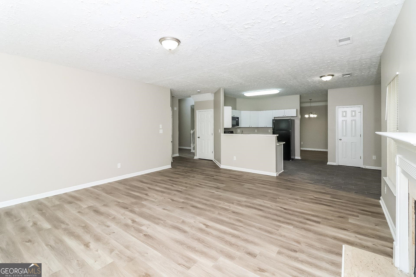 4 bedroom 2.5 bath house in Lithonia