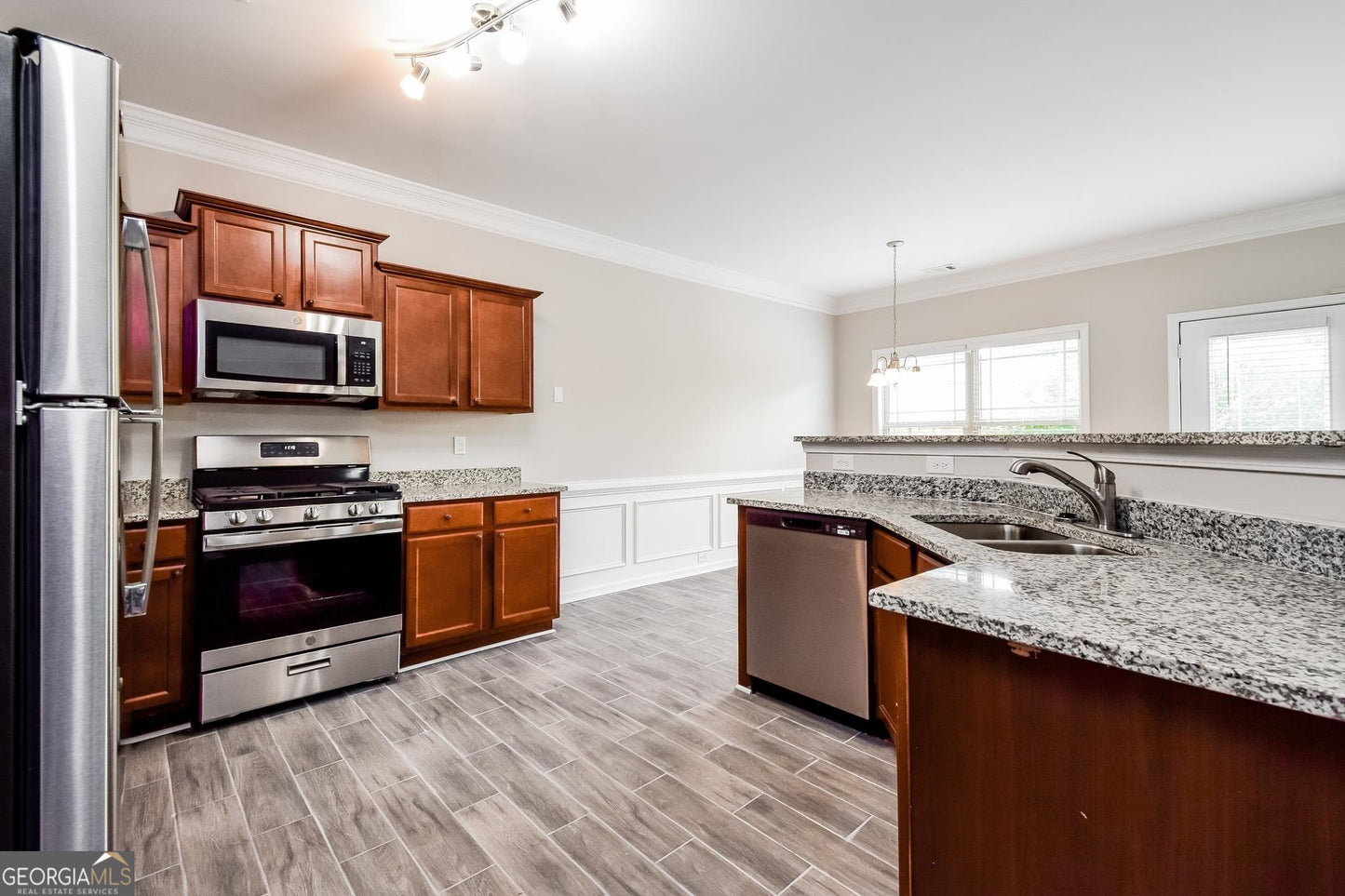 4 bedroom 2.5 bath house in Atlanta