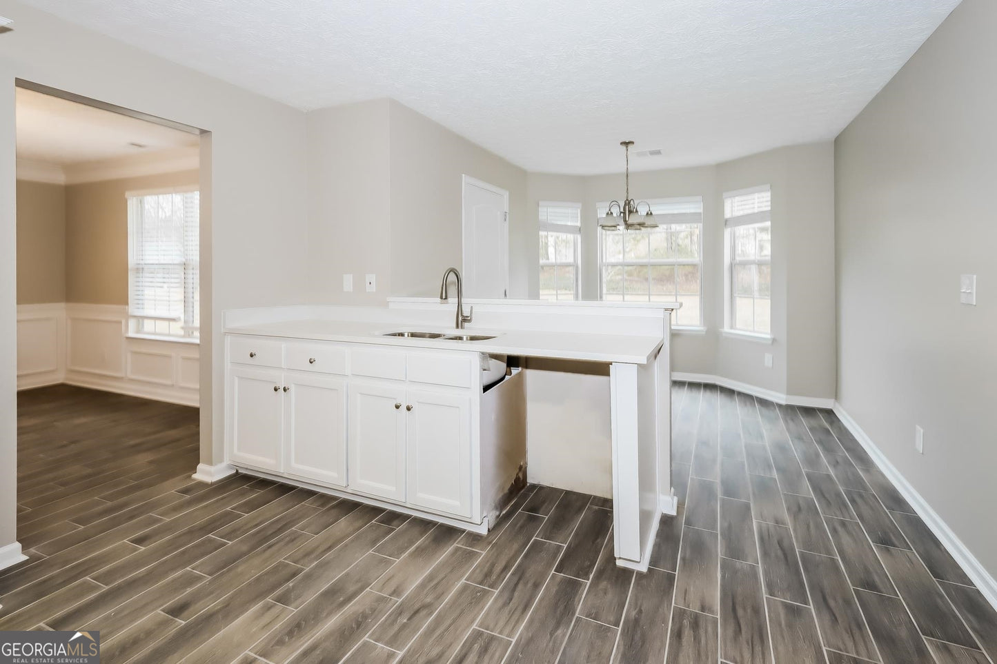 4 bedroom 3.5 bath house in Locust grove