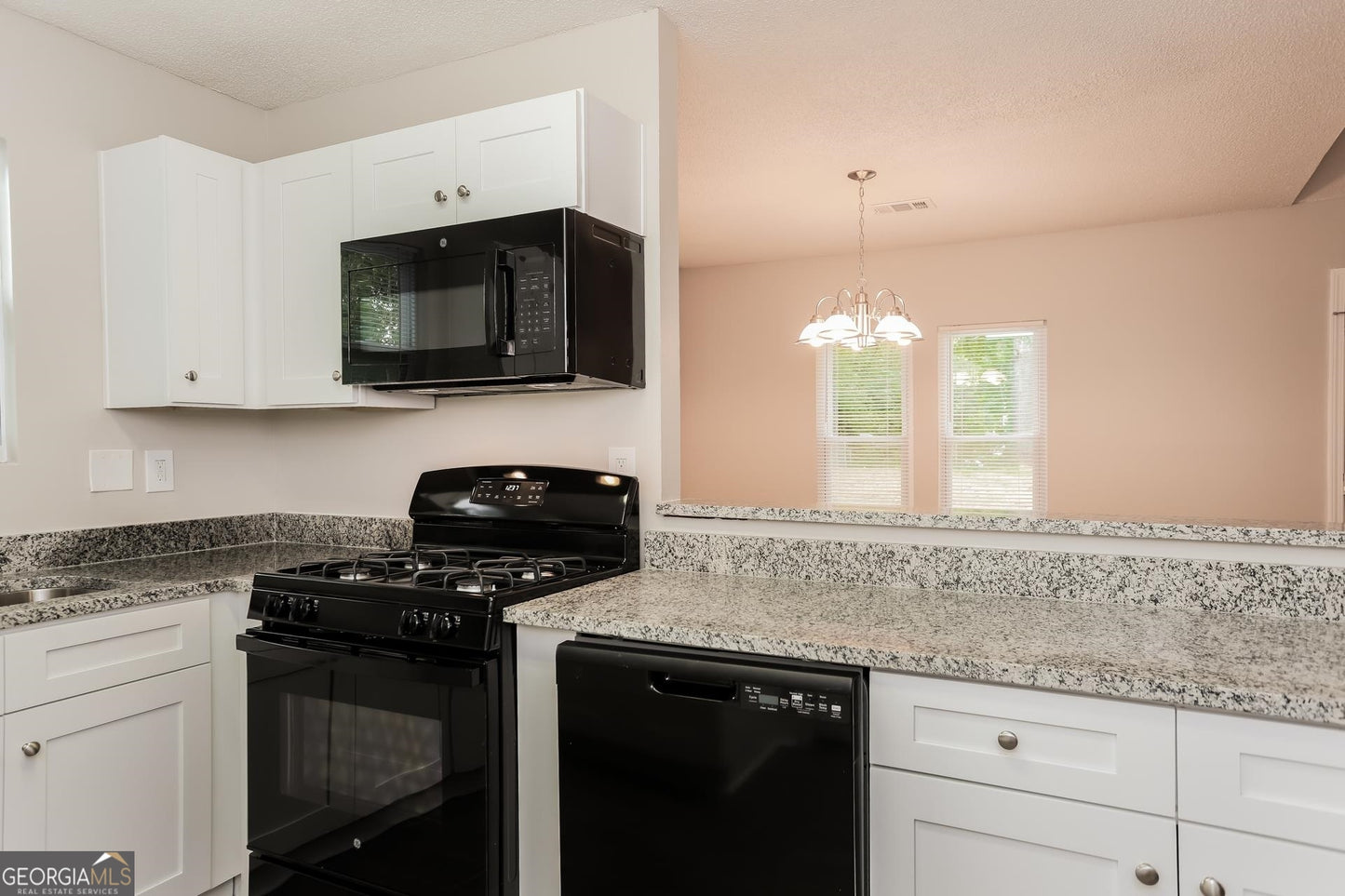 3 bedroom 2 bath house in stone mountain