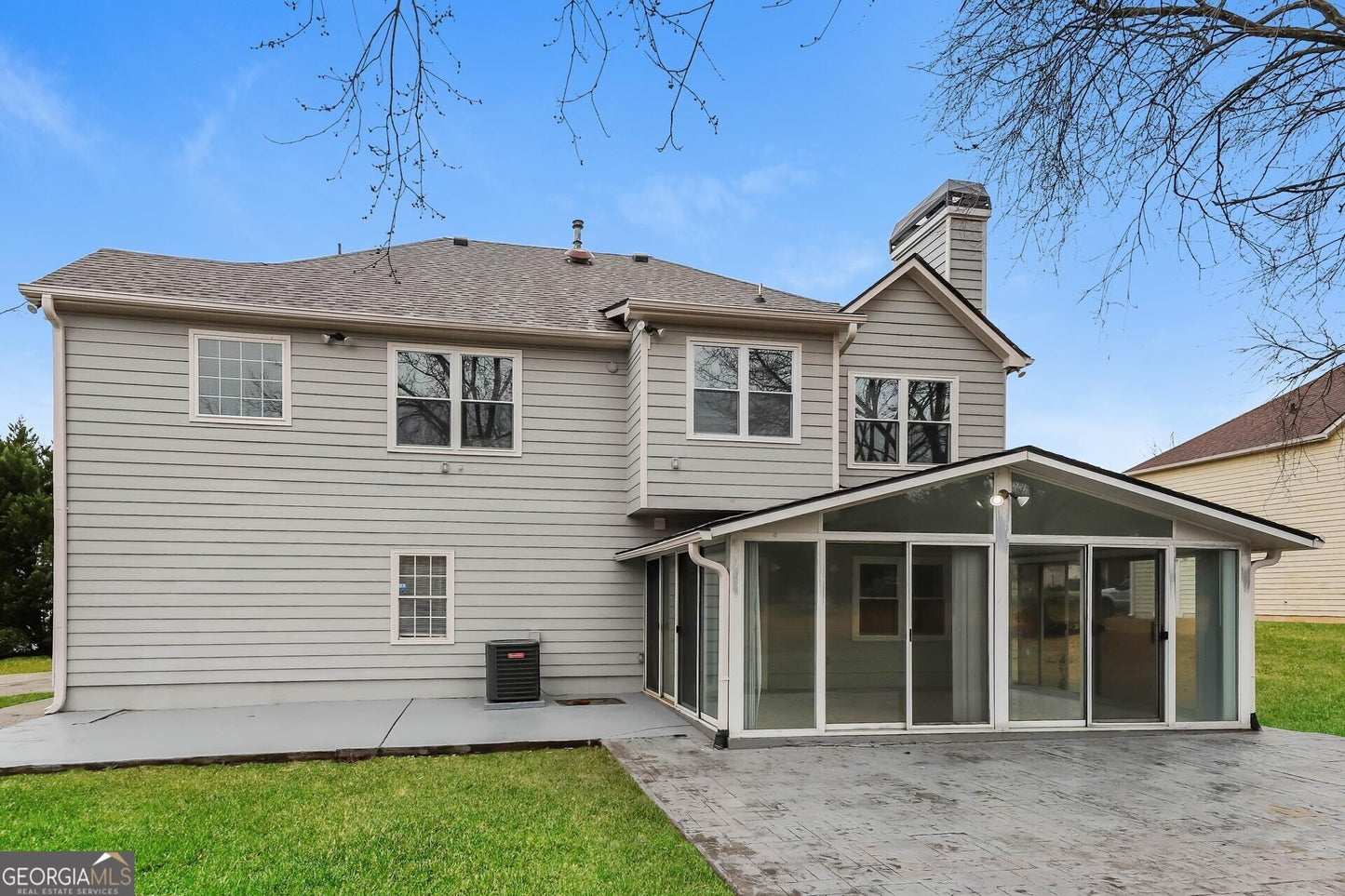 5 bedroom 3  bath house in Powder springs