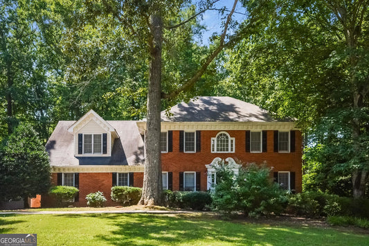 5 bedroom 3 bath house in Snellville