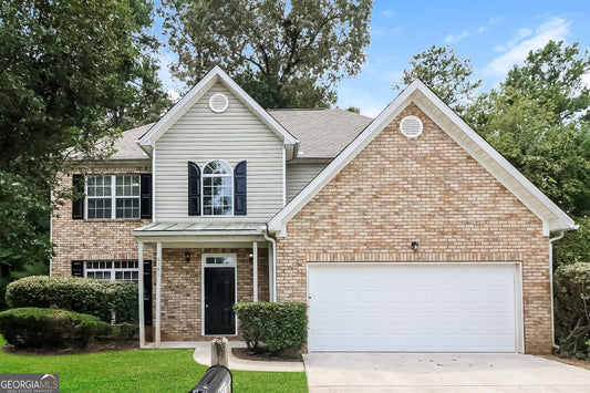 4 bedroom 2.5 bath house in Lithonia