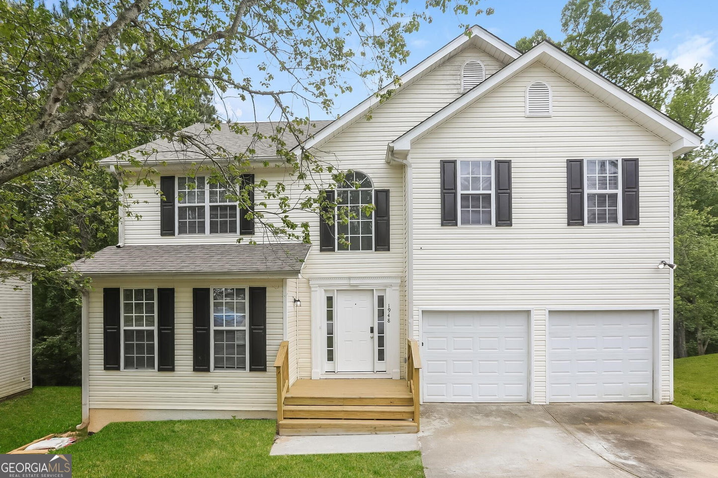 4 bedroom 2.5 bath house in Lithonia