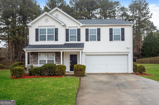 4 bedroom 2.5 bath house in Powder springs