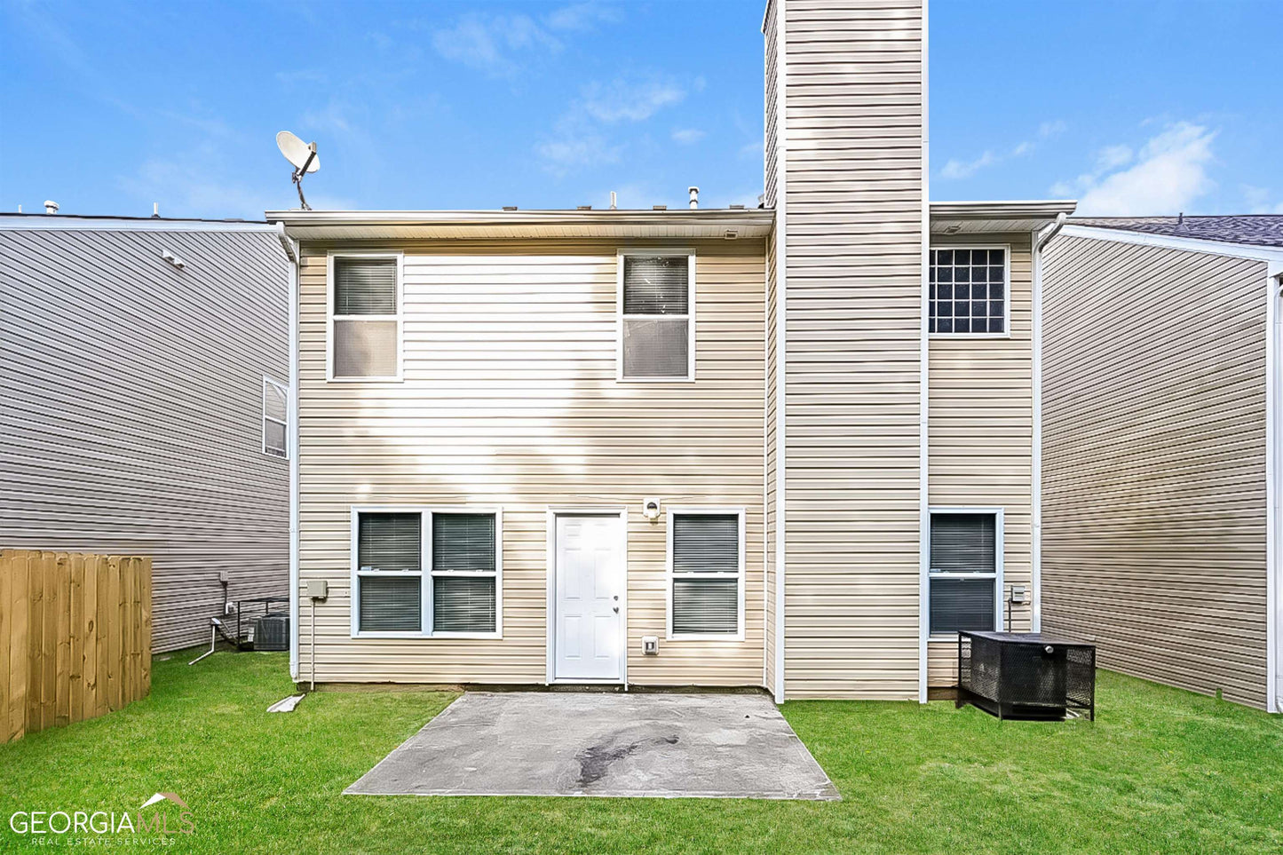 4 bedroom 2.5 bath house in Atlanta