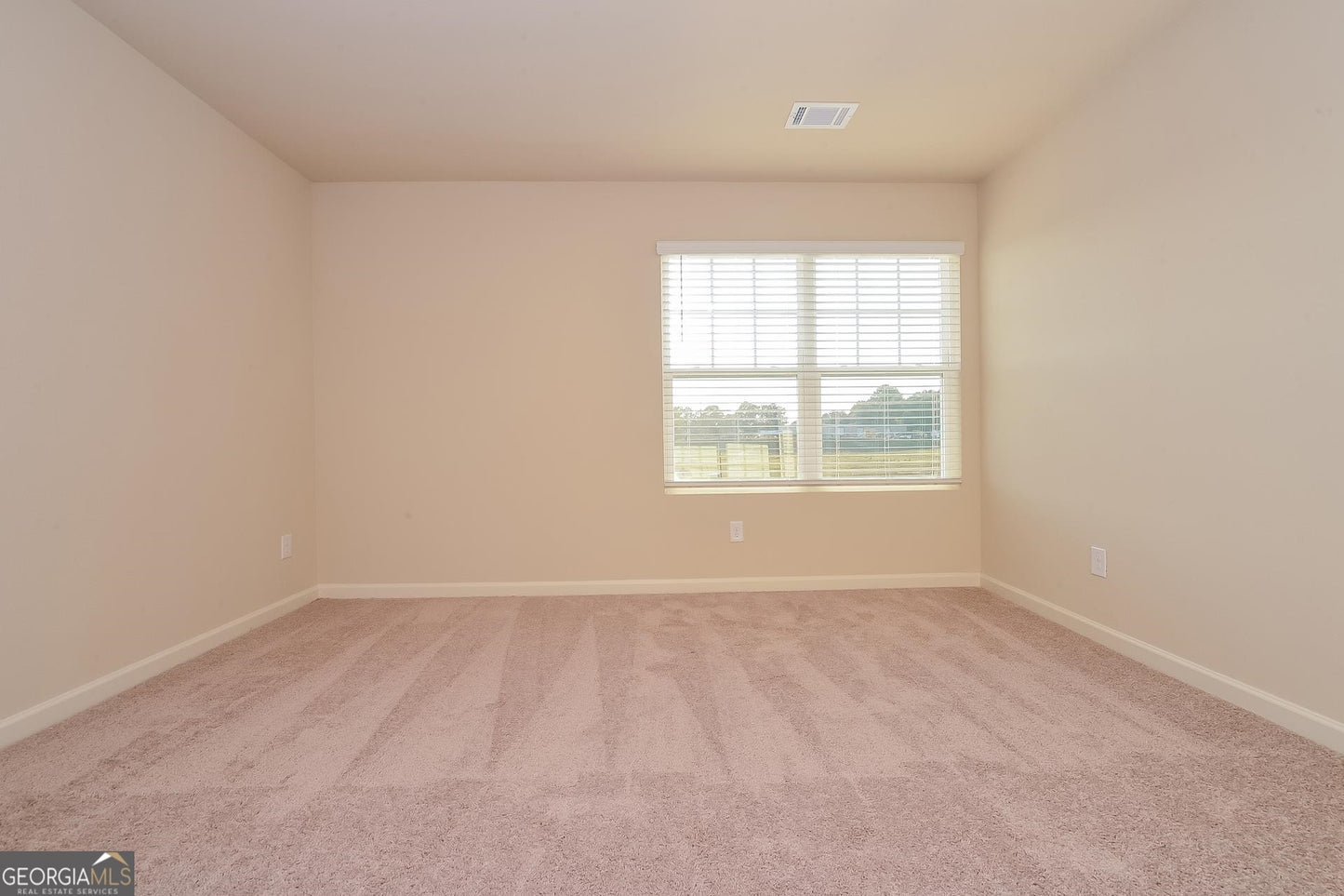 4 bedroom 2.5 bath house in Hampton