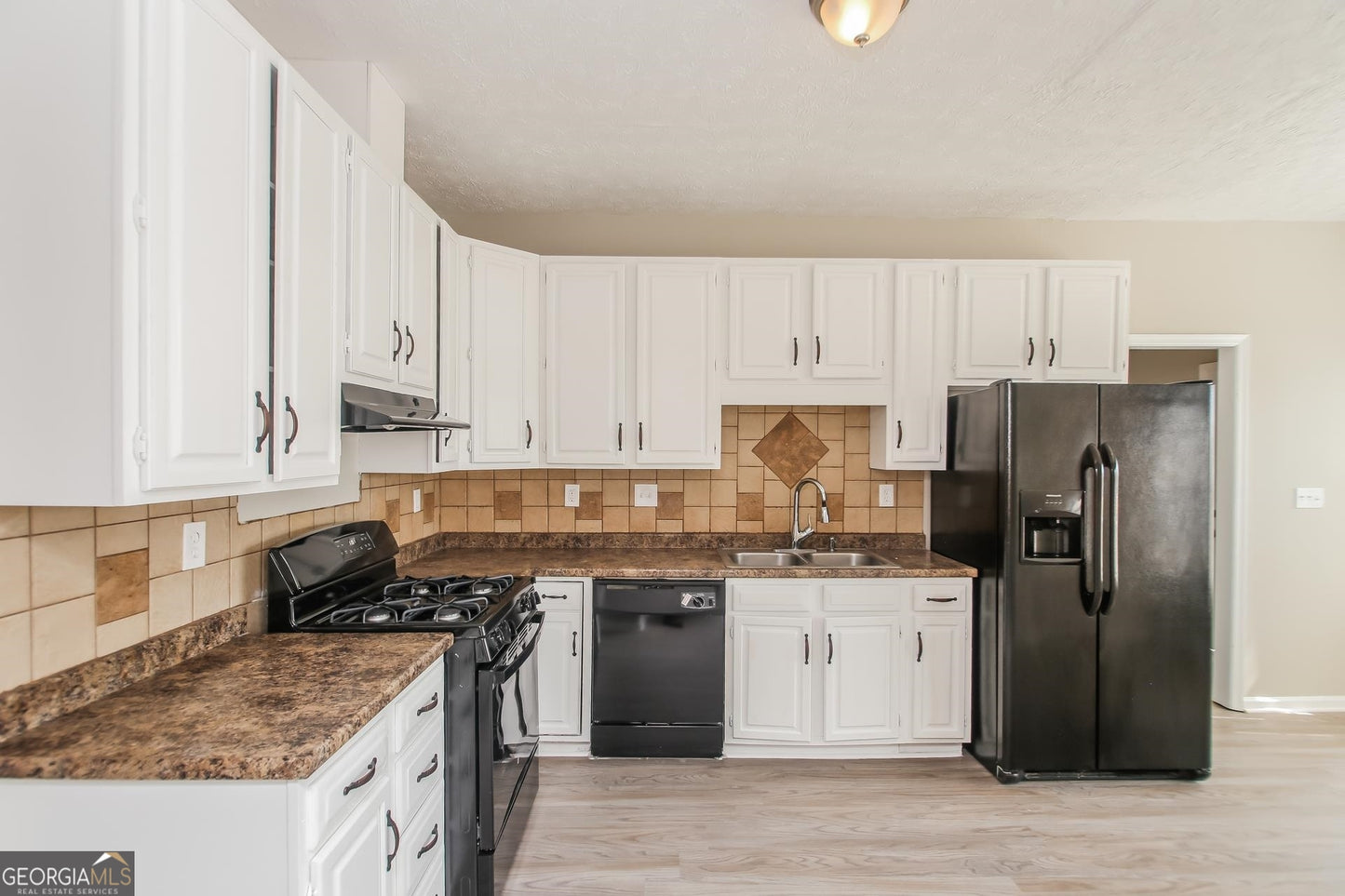 4 bedroom 2.5 bath house in South Fulton