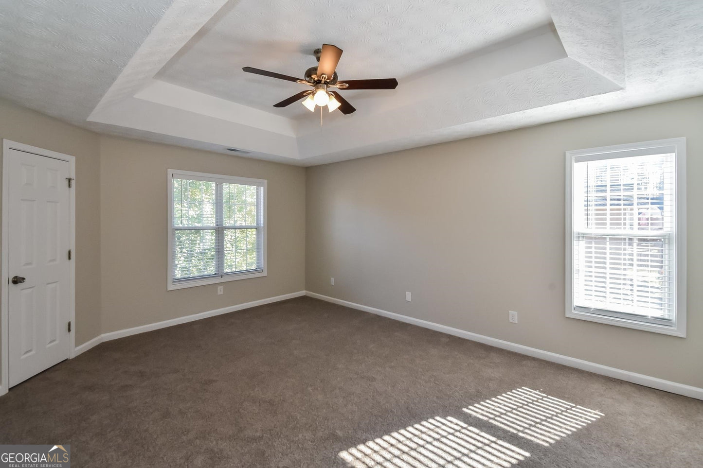 4 bedroom 2.5 bath house in Powder springs