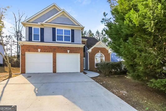 3 bedroom 2.5 bath house in Riverdale