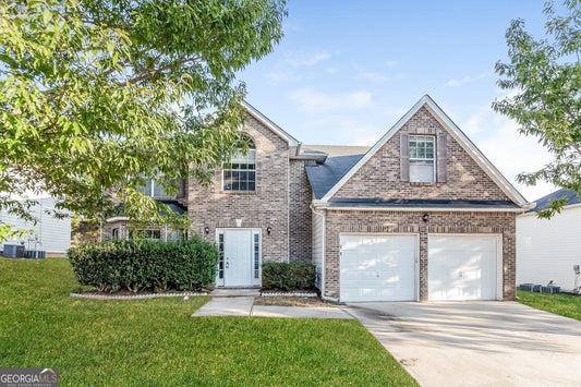 4 bedroom 2.5 bath house in Ellenwood