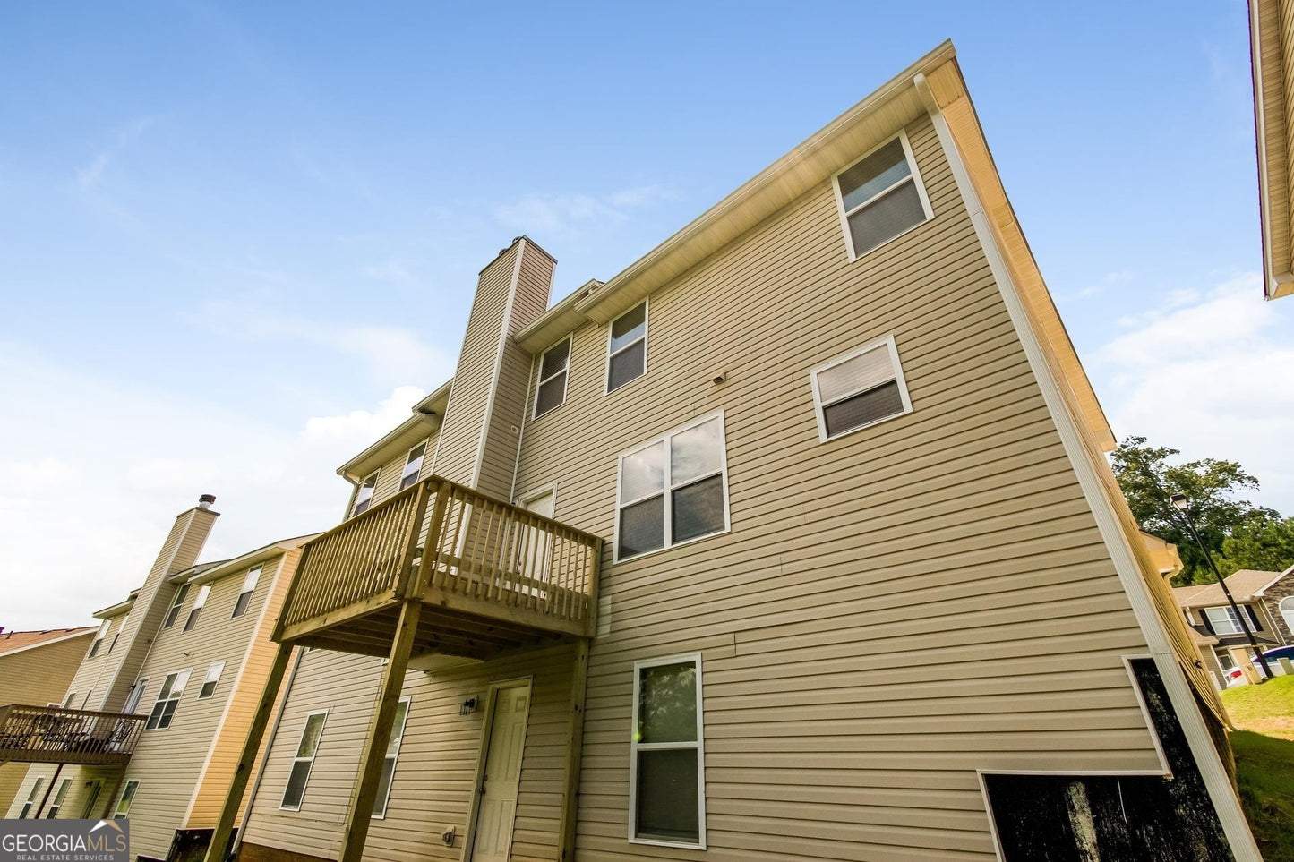 5 bedroom 3  bath house in Douglasville