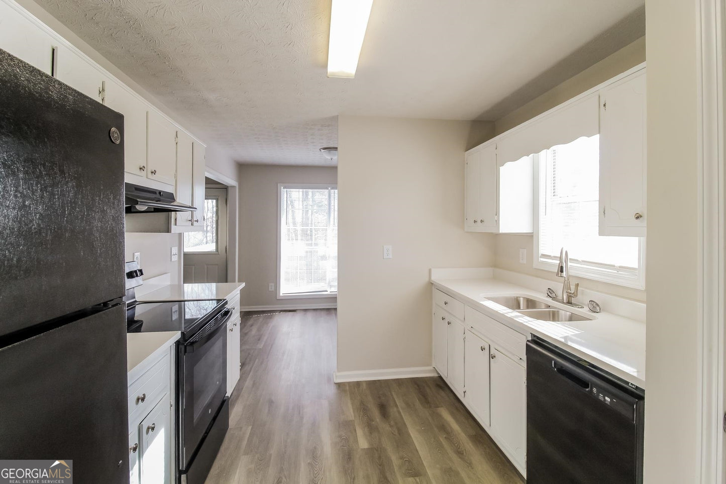3 bedroom 2.5 bath house in Lawrenceville