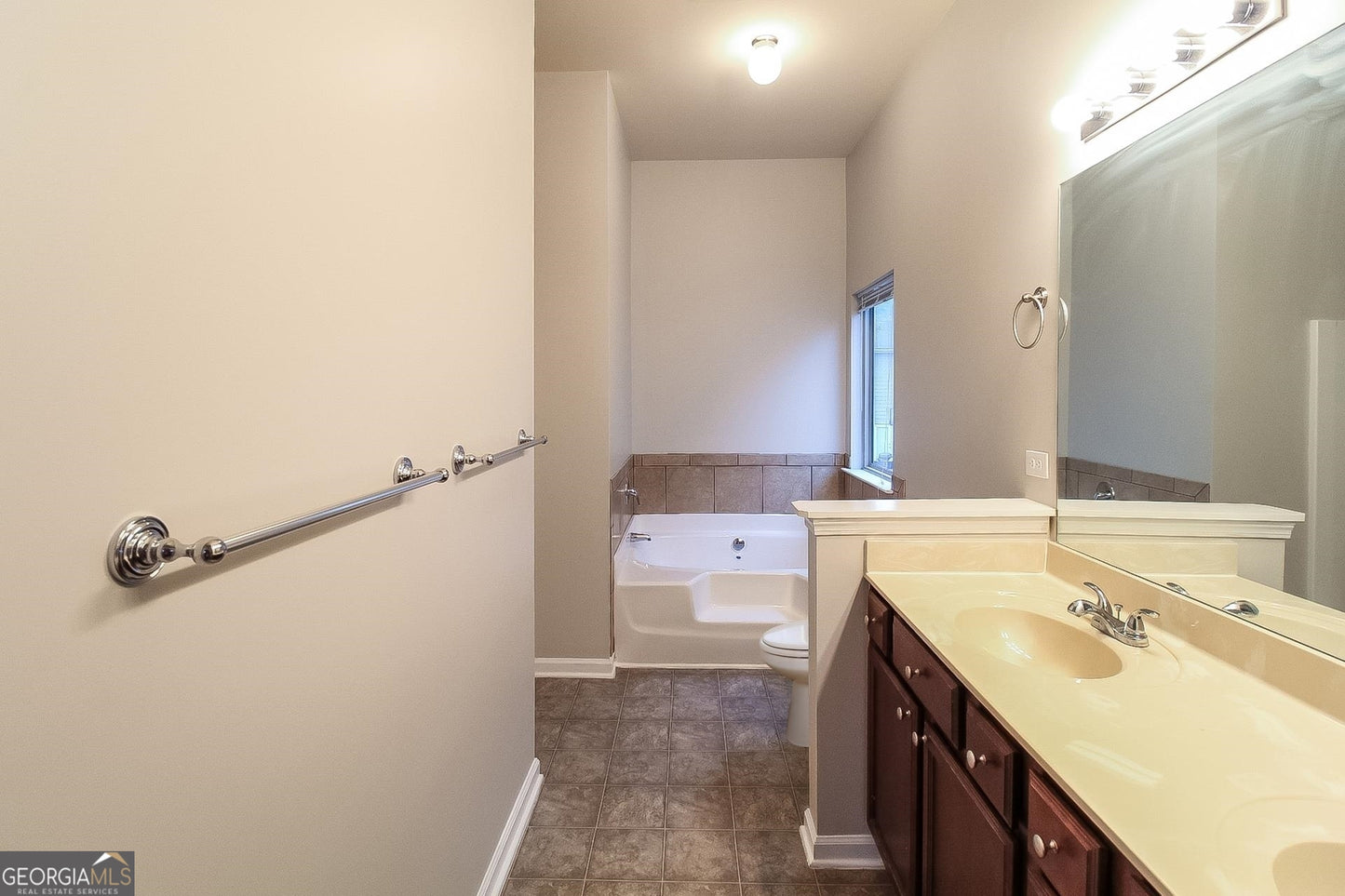 3 bedroom 2.5 bath house in Atlanta
