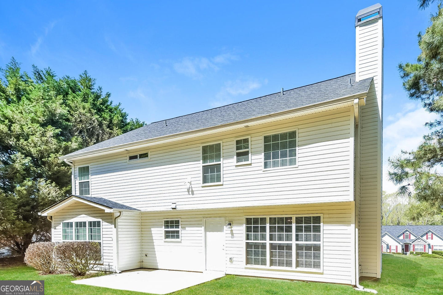 4 bedroom 2.5 bath house in Flowery branch
