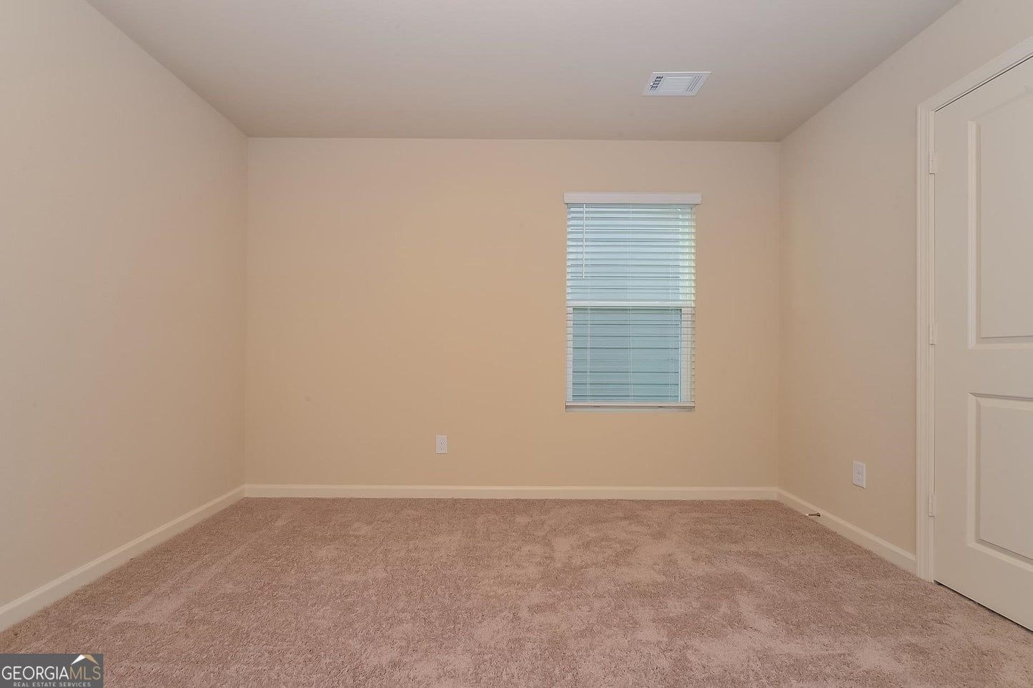 4 bedroom 2.5 bath house in Hampton