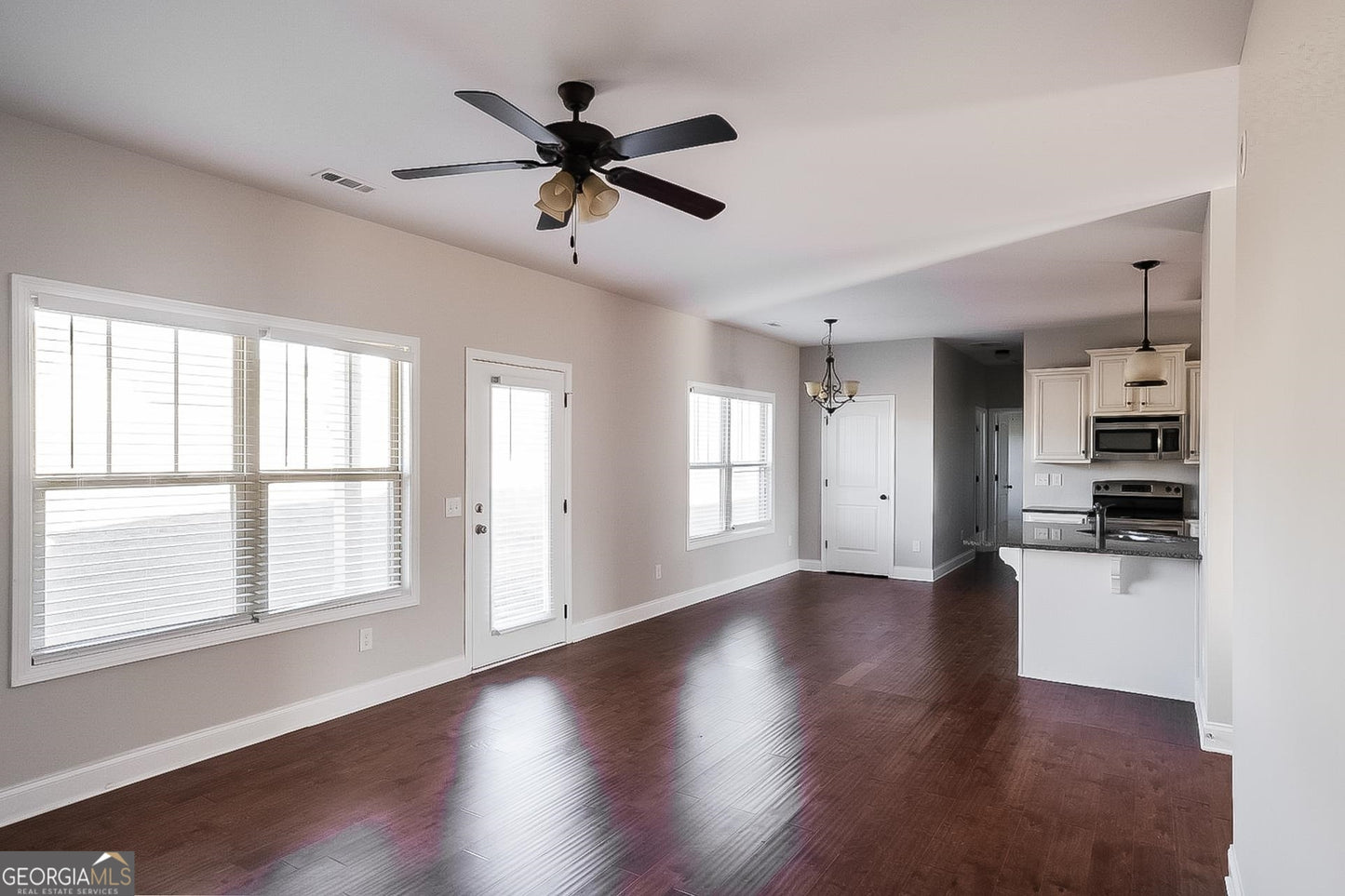 4 bedroom 2.5 bath house in Villa Rica