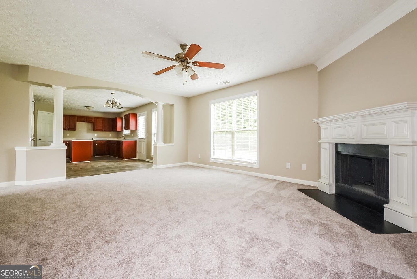 4 bedroom 2.5  bath house in Ellenwood
