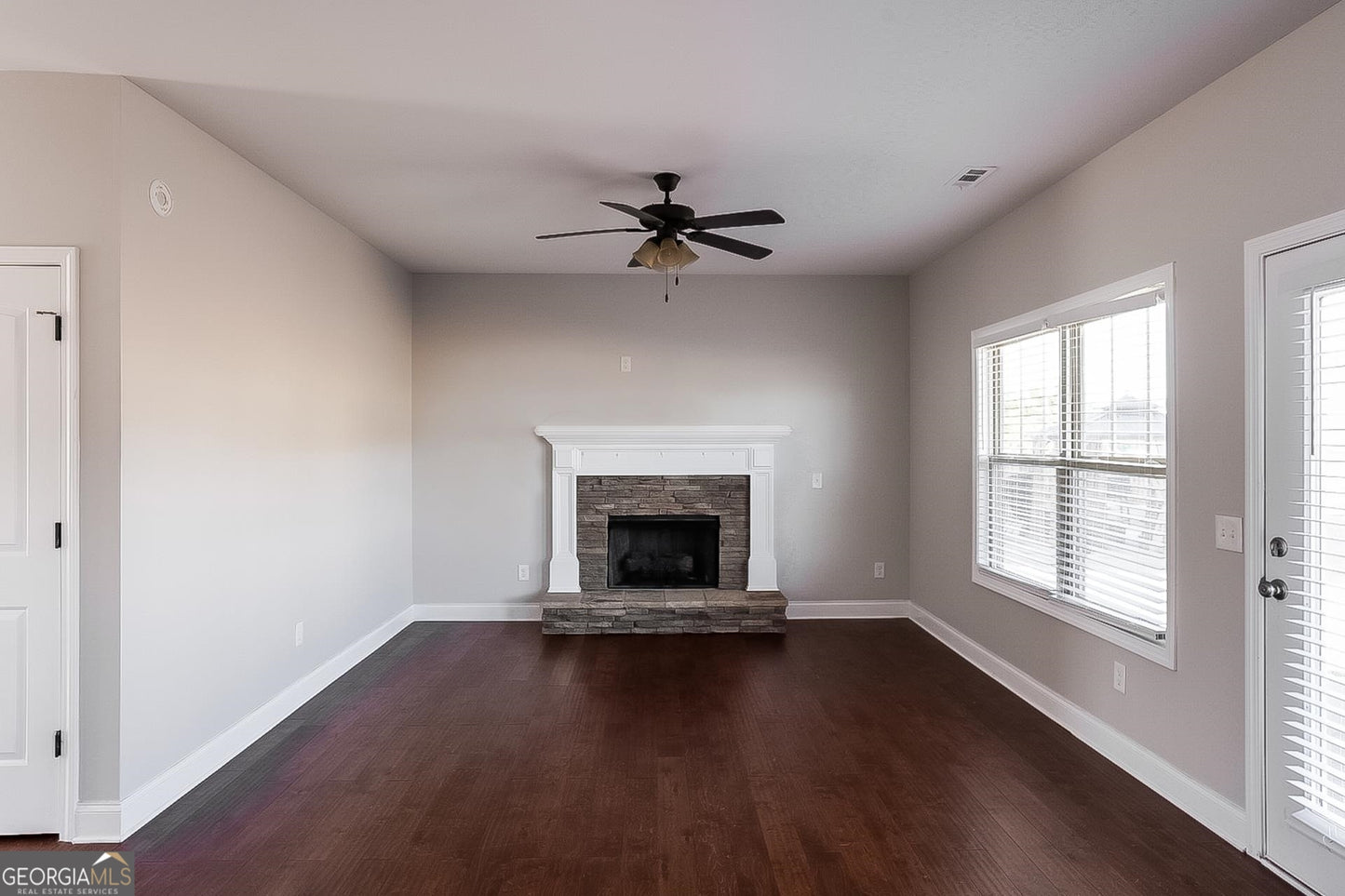 4 bedroom 2.5 bath house in Villa Rica