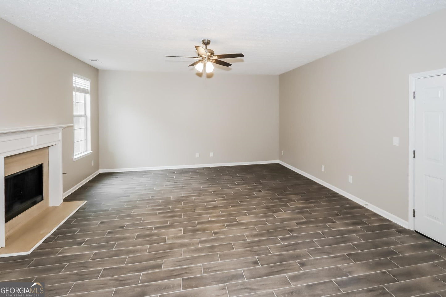 4 bedroom 3.5 bath house in Locust grove