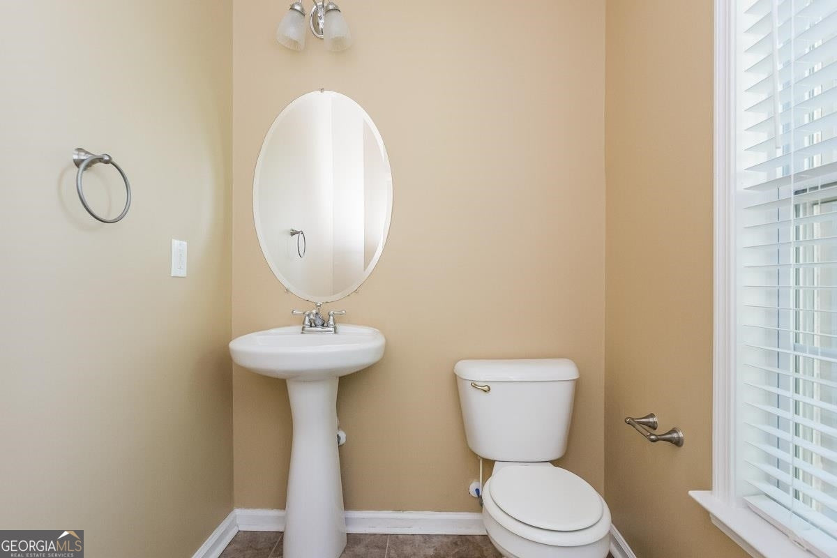 4 bedroom 2 bath house in union city