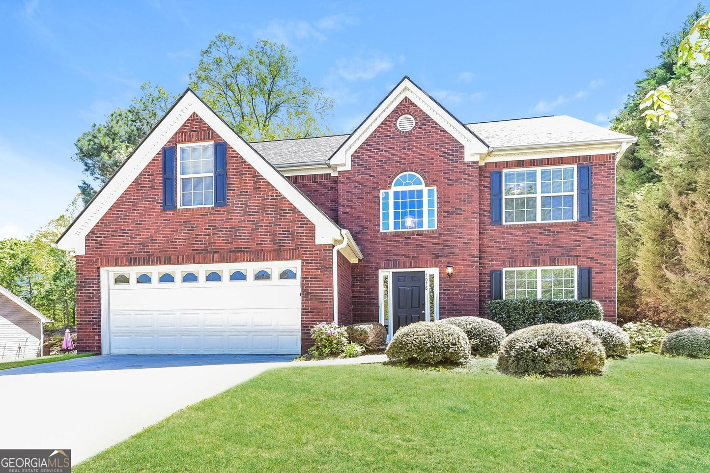 4 bedroom 2.5 bath house in Flowery branch