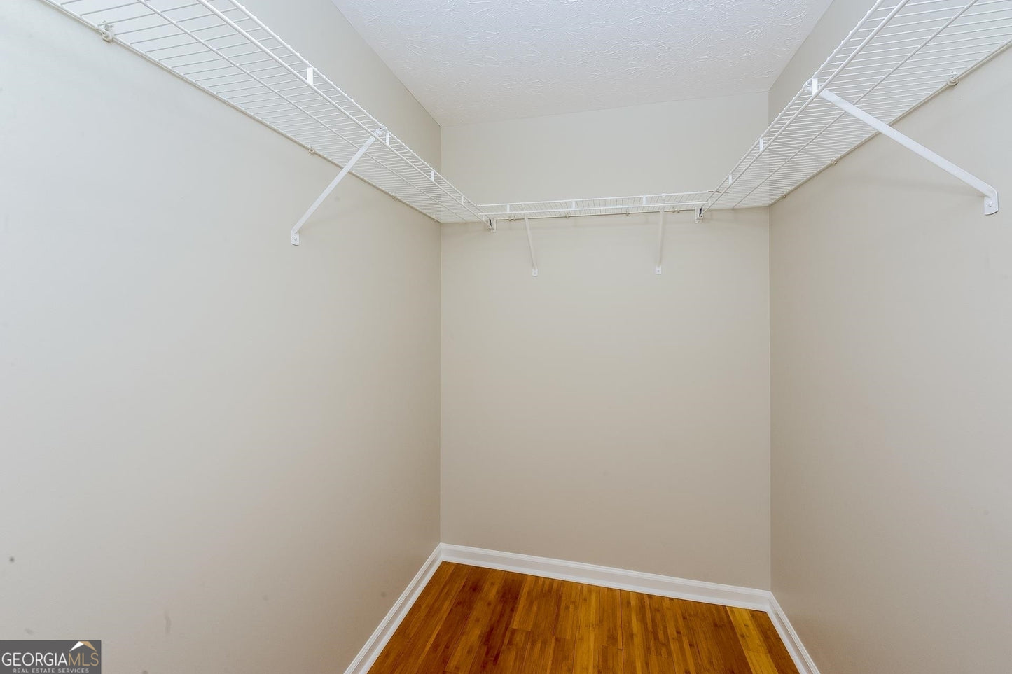 4 bedroom 2.5 bath house in Lawrenceville
