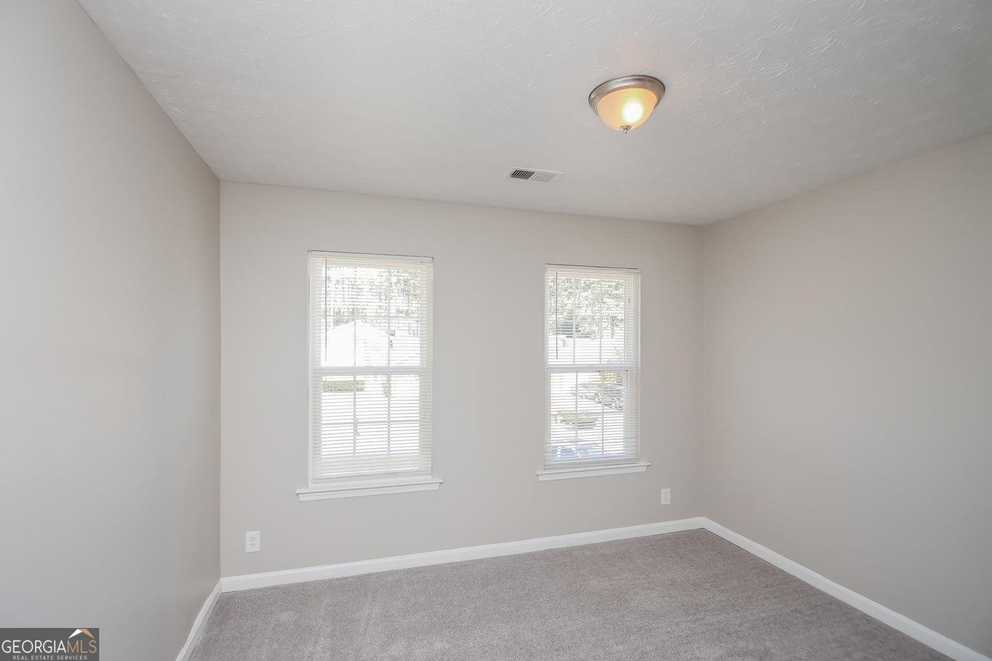 4 bedroom 2.5 bath house in South Fulton
