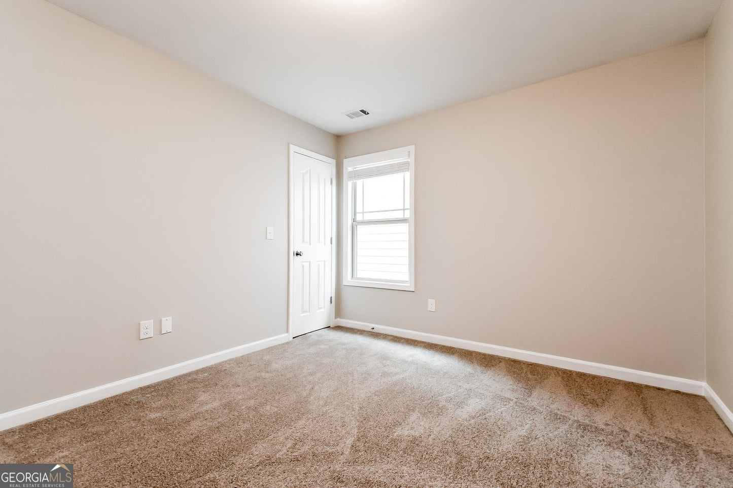 4 bedroom 2.5 bath house in Atlanta