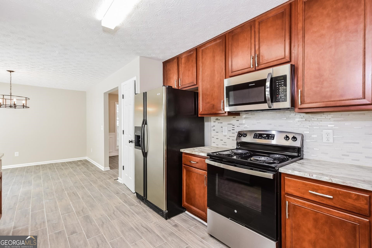 4 bedroom 2.5 bath house in Flowery branch