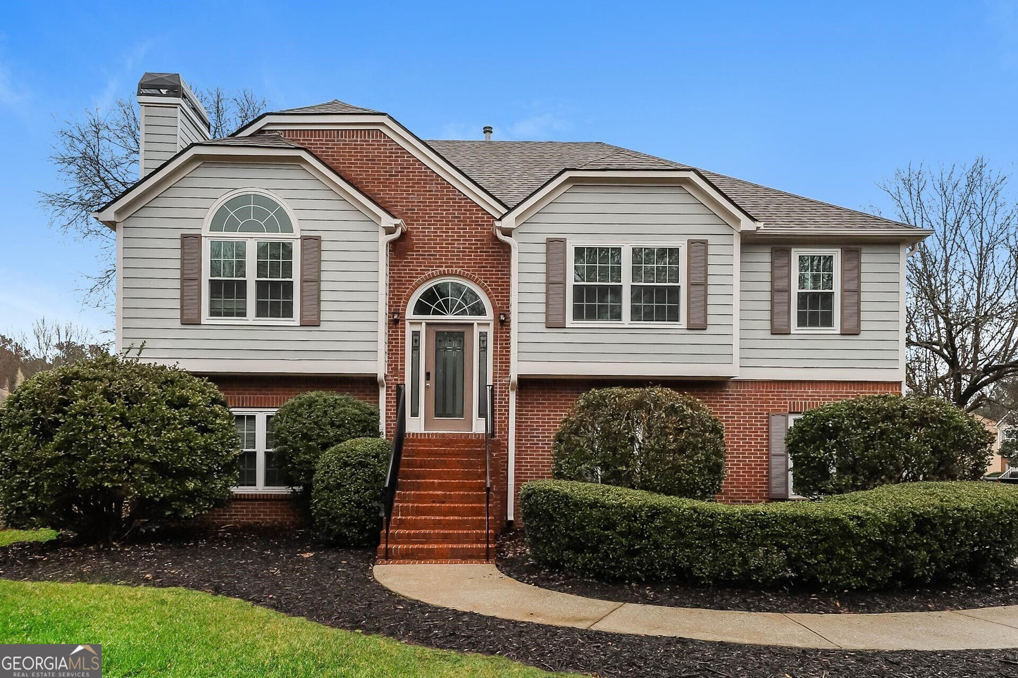 5 bedroom 3  bath house in Powder springs