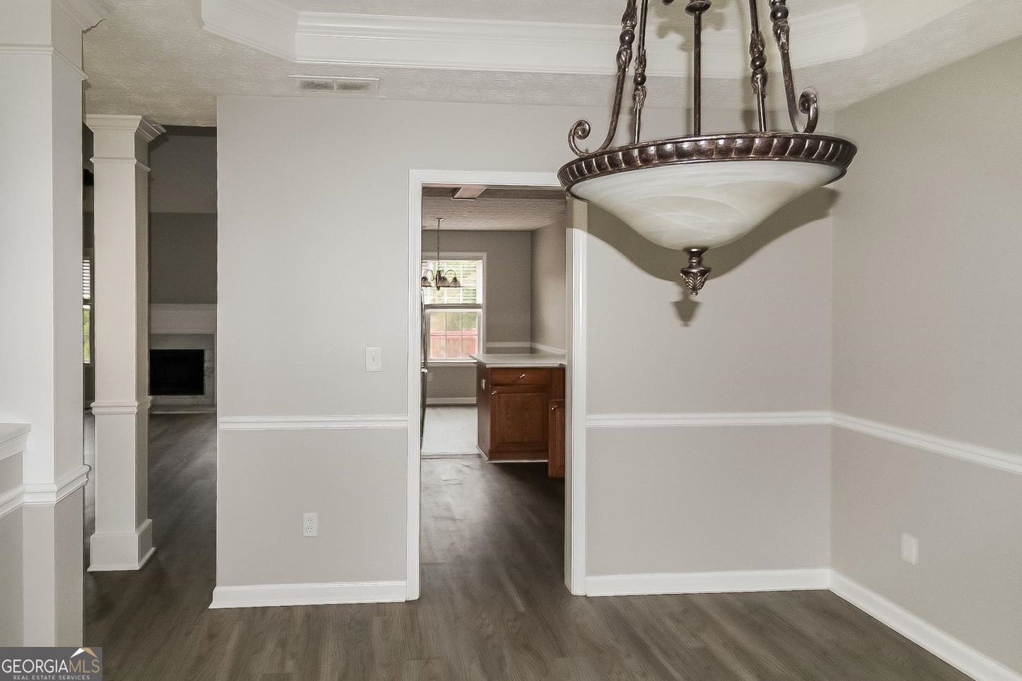 5 bedroom 3 bath house in Covington