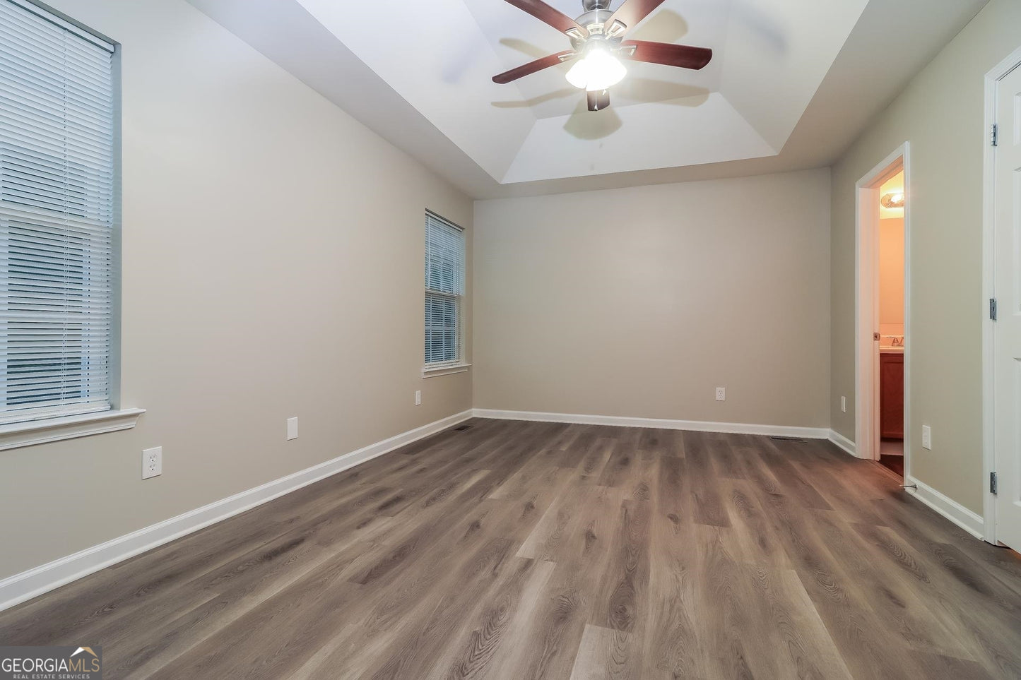 3 bedroom 3  bath house in Dallas
