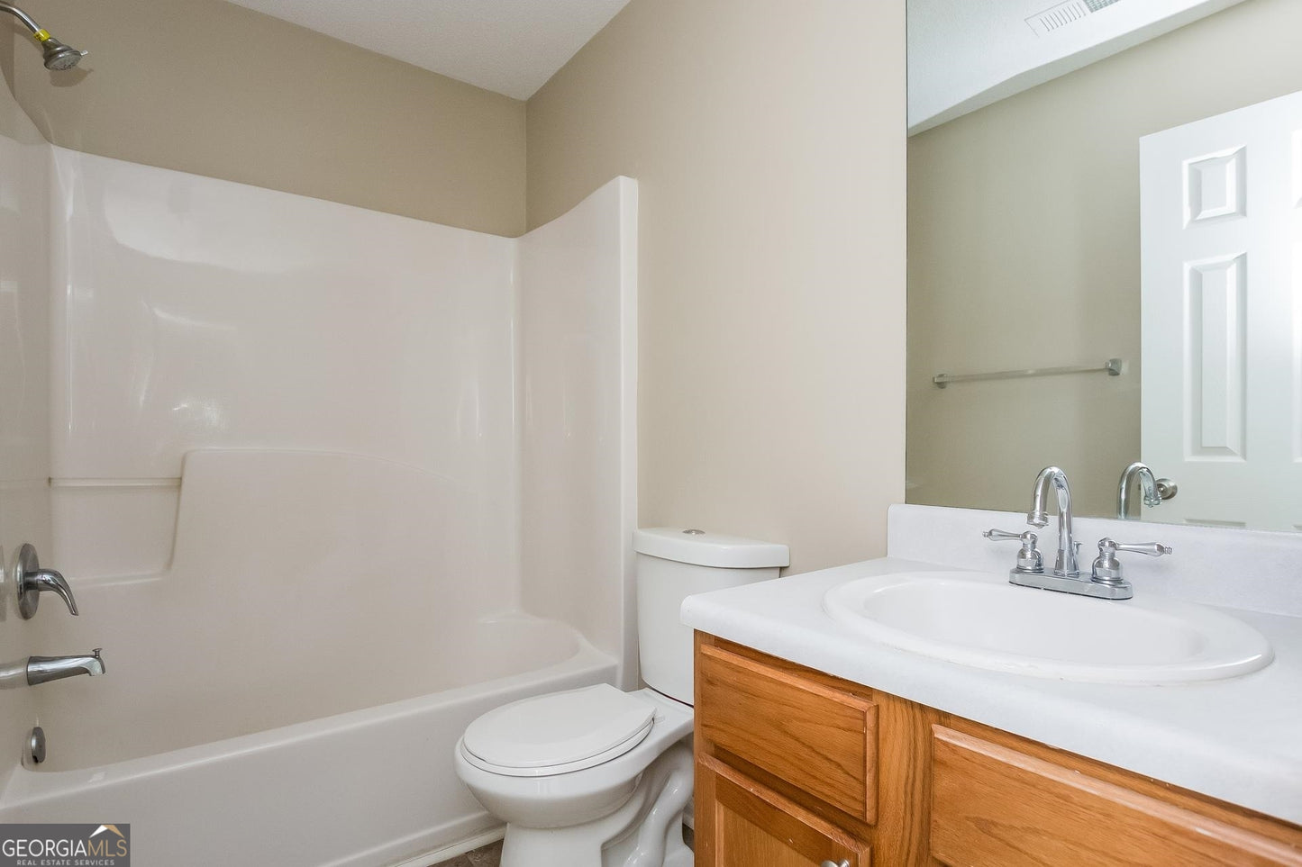 4 bedroom 2.5 bath house in Fairburn